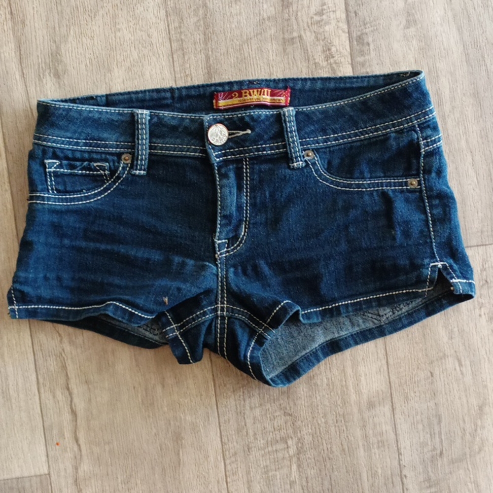 Womens Sexy Super Short Jean Shorties Sz 2 Low Rise dark wash denim 2BW/U
